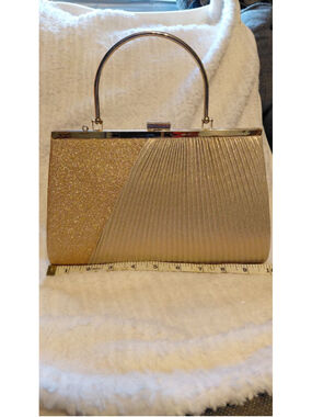 Women's Gold Glitter Pleated Clutch One Size